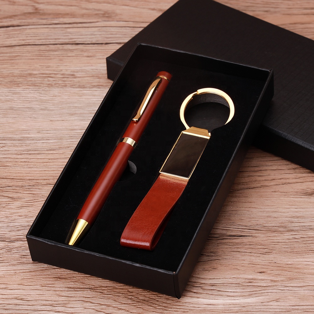 Wholesale keychain pen Premium Gift Sets Corporate Promotional Gifts With Logo business gift set