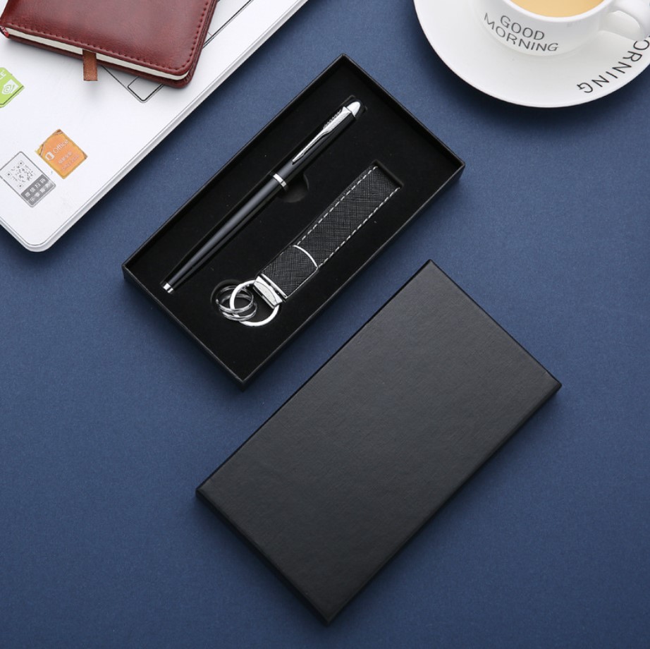 Wholesale promotional men gift set business custom logo keychain and pen executive corporate box