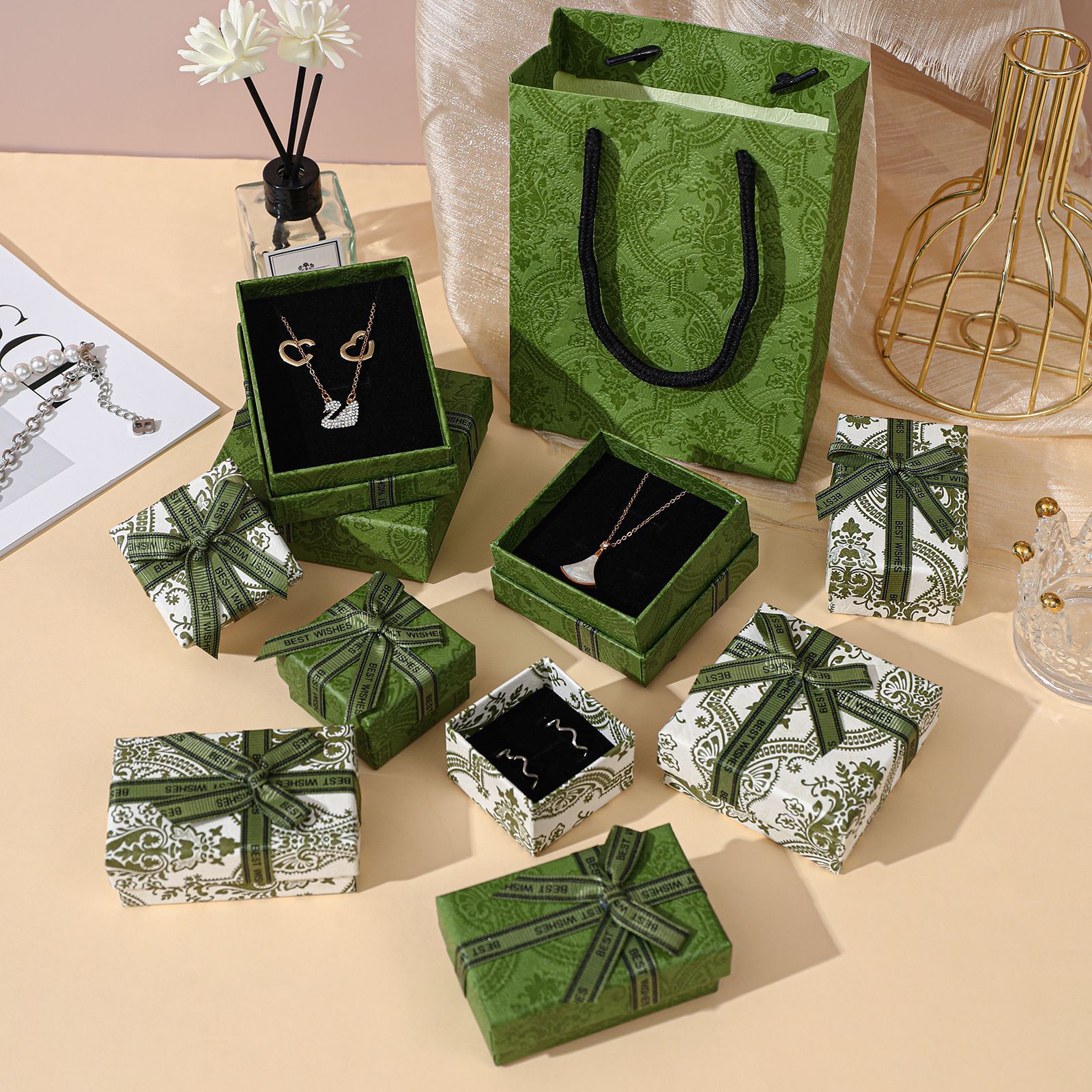 Promotional Gift Set Box Wedding Favors Customized Various Sizes Jewelry Packaging For Bridal Party